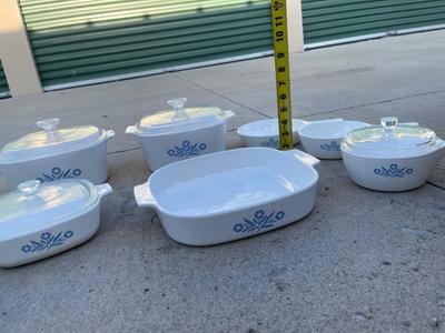 Sale Photo Thumbnail #737: Corning Ware "Blue Cornflower" Set (Set of 10). Great condition oven safe dishes, several with lids.