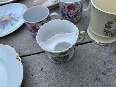 Sale Photo Thumbnail #769: Assorted Plates and Cups, Some Seasonal (Lot of 13)