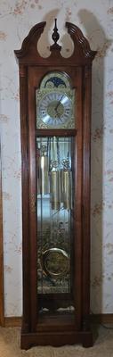 LOT 108L: Howard Miller Chateau Grandfather Clock