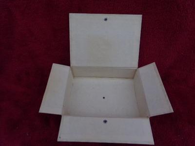 VERY OLD Keepsake box with a gold tone cameo on the lid