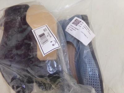 2 pair ladies foot ware, size 8M, look unused. In origianl bags w/tags.