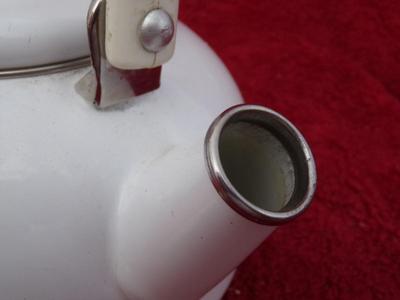 Classic decorative porcelain on steel tea kettle w/removable whistle