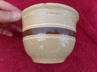 VTG Watt brand OVEN WARE mixing bowl. Pre 1965 By Watt Pottery