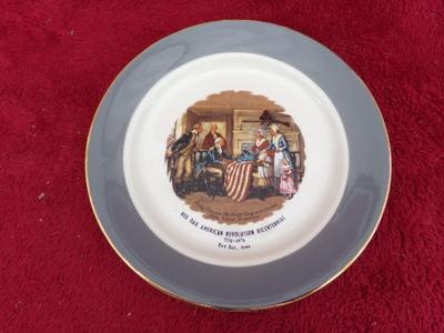Bi-Centennial commemorative plate 1776-1976,Red Oak IA. About 10"