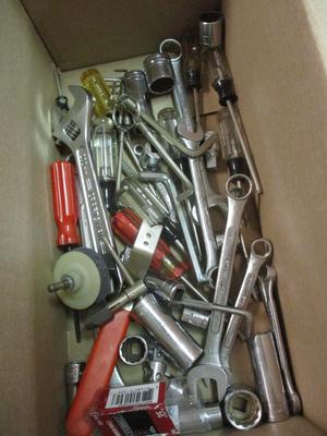 Sale Photo Thumbnail #1527: Assortment Of Handtools Craftsman Pipe Wrench