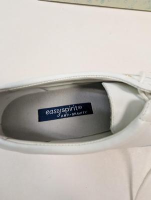 Sale Photo Thumbnail #1961: Easy Spirit Anti-Gravity Emotion White Leather Size 9