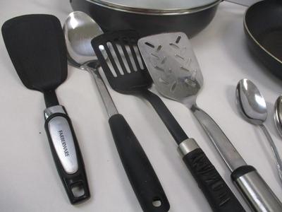 Sale Photo Thumbnail #1912: Cooking Pans & Utensils