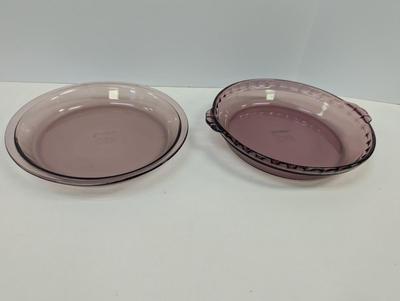 Sale Photo Thumbnail #378: Pyrex Cranberry Purple Pie Dishes