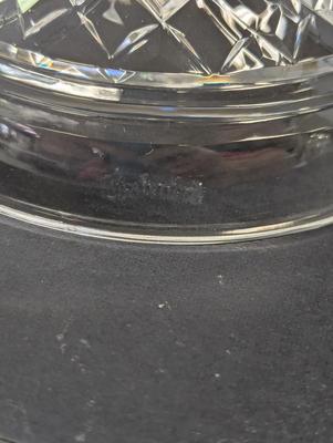 Sale Photo Thumbnail #343: The 1976 Waterford Crystal USA 200th Year Bicentennial Bell Base is a beautifully crafted piece made of crystal, designed specifically to commemorate the 200th year anniversary of the United States. This decorative bell base by Waterford is a symbol of pr