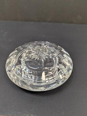 Sale Photo Thumbnail #345: The 1976 Waterford Crystal USA 200th Year Bicentennial Bell Base is a beautifully crafted piece made of crystal, designed specifically to commemorate the 200th year anniversary of the United States. This decorative bell base by Waterford is a symbol of pr