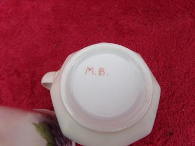 Classic pair of porcelain coffee cups from M.B.Pottery Co. Fine quality