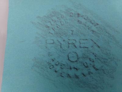 VTG PYREX ovenware, MCM mid-60s 2-1/2qt covered casserole.
