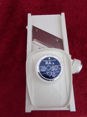 Dial-O-Matic slide action food cutter. By K-Tel as seen on TV in 90s