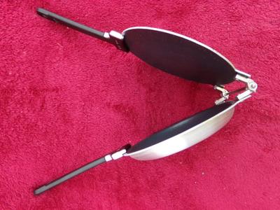 Perfect Pancake maker. stove top tool. Cook it, flip it, pop it out. SLICK