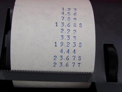 VTG Olivette-Underwood mechanical ADDING machine, works good.