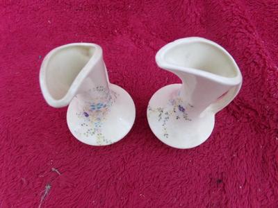 Two VTG miniature water vessels. Ceramic with floral patterns.