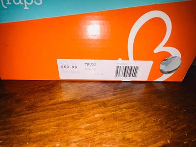 WOMENS BARE STRAP SHOES AND SILVER HEELS SZ-71/2