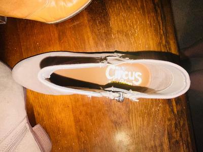 LADIES SIZE 7 CIRCUS AND COBBIE BOOTS
