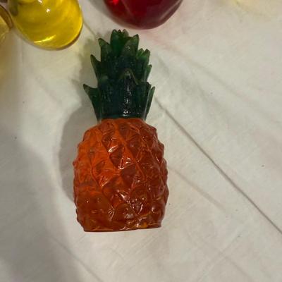 Vintage Lucite Fruit (B1-BM)