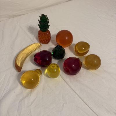 Vintage Lucite Fruit (B1-BM)