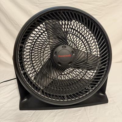 Lily's Pro Infrared Heater & Honeywell Fan (B1-BM)