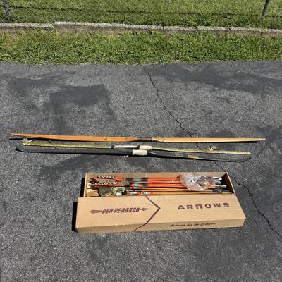 Vintage Bows and Arrows (B1-BM)