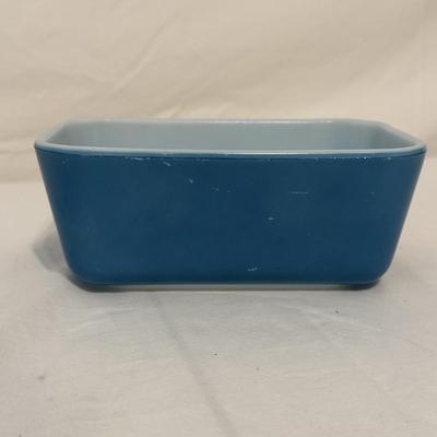 Vintage Blue Hued Pyrex & Corning Dishes (B1-HS)