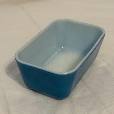 Vintage Blue Hued Pyrex & Corning Dishes (B1-HS)