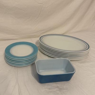 Vintage Blue Hued Pyrex & Corning Dishes (B1-HS)