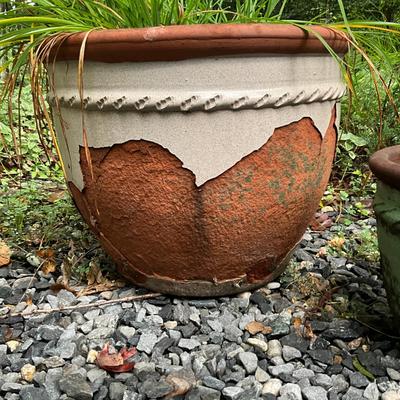 O991 Set Of Three Glazed Terracotta Pots