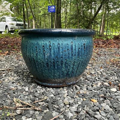 O993 Large Blue Glazed Terracotta Pot