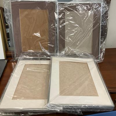 G996 Lot Of New Matted Picture Frames