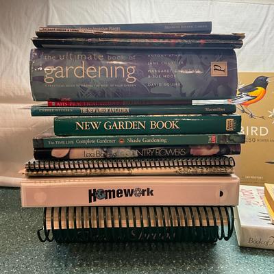 L1002 Large Lot Of Garden & Outdoor Books
