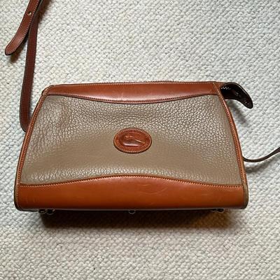 A1014 Dooney & Bourke All Weather Leather Purse