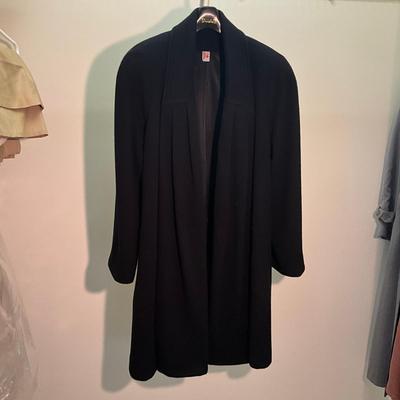 A1019 Black Wool Jacket By Sauders & Gold