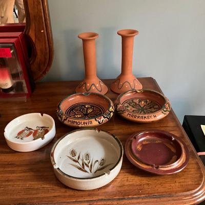 A1026 Ash Trays & Vases Lot