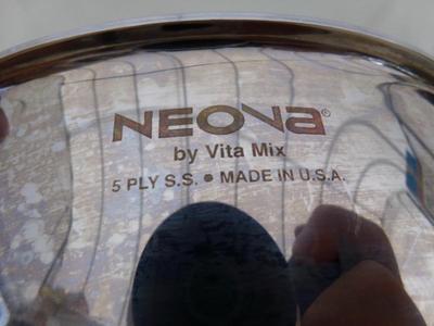 Classic NEONA by Vita Mix 5 ply S.S. pan w/matching lid
