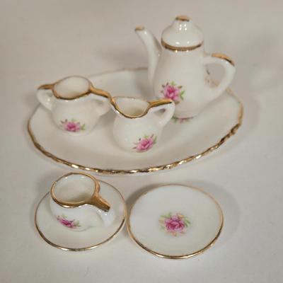 LOT 103G: Miniature Tea Sets and More