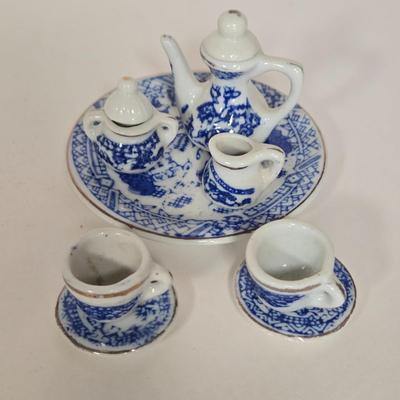 LOT 105G: Three Sets of Blue and White Miniature Tea Sets