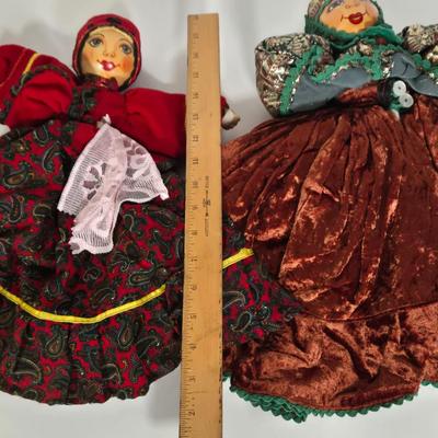 LOT 111F: Hand-Crafted Russian Cloth Folk Art Dolls