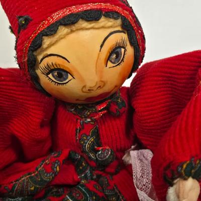 LOT 111F: Hand-Crafted Russian Cloth Folk Art Dolls