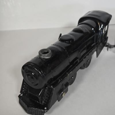 LOT 116G: Vintage Marx Mechanical Tin Wind Up Train Set With Track and Key