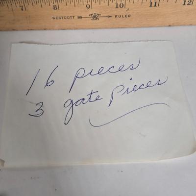 LOT 153G: Vintage Cast Iron Toy Fence