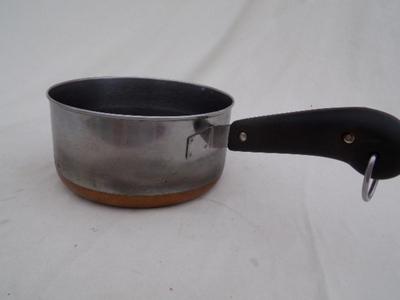 Classic RivereWare copper bottom stainless steel pot. Might be 2 qt