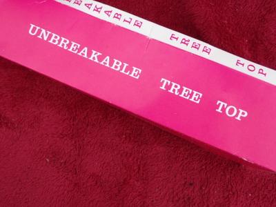 Unbreakable Tree Topper for you Christmas tree. Still in OEM box.