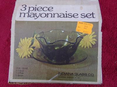 VTG Indiana Glass Co. c. 1960s maybe? “3 piece Mayonnaise set”