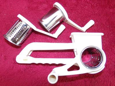 VTG c.50s hand held & operated shredder/slicer device.