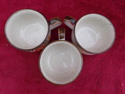 VTG lot o 3 matching soup bowls Ceramic. Nice&clean. Match lot 265!