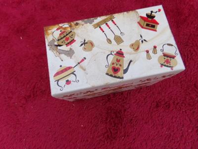 Another Classic recipe box, metal. from “Heloise” newspaper articles.