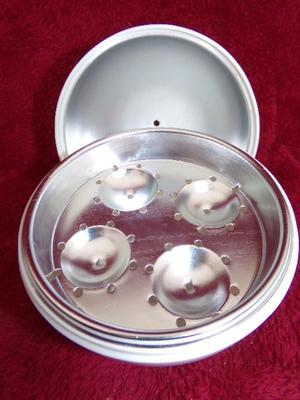 Microwave egg cooker. Looks NEW IN BOX/unused. W/ instructions.
